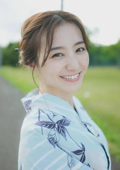 香烟与手铐
